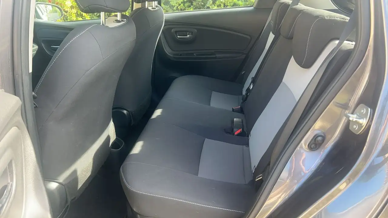 Toyota Yaris Yaris — photo 29