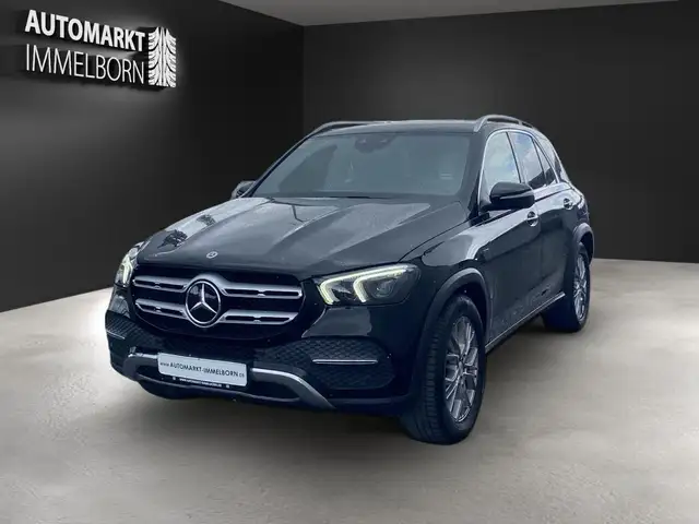 Mercedes-Benz GLE view 3