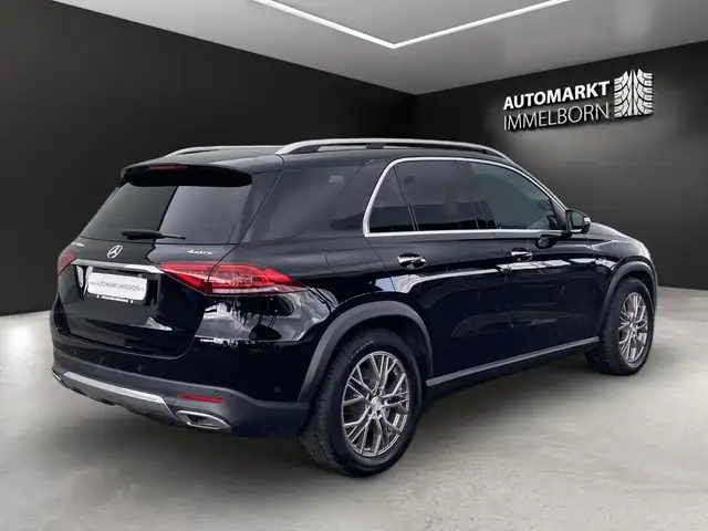 Mercedes-Benz GLE view 8