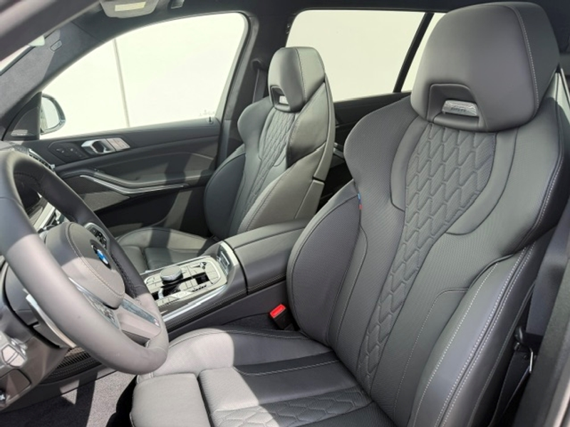 BMW X7 xDrive 40d Sportpaket HUD Luftfederung Niveau Stan — photo 10