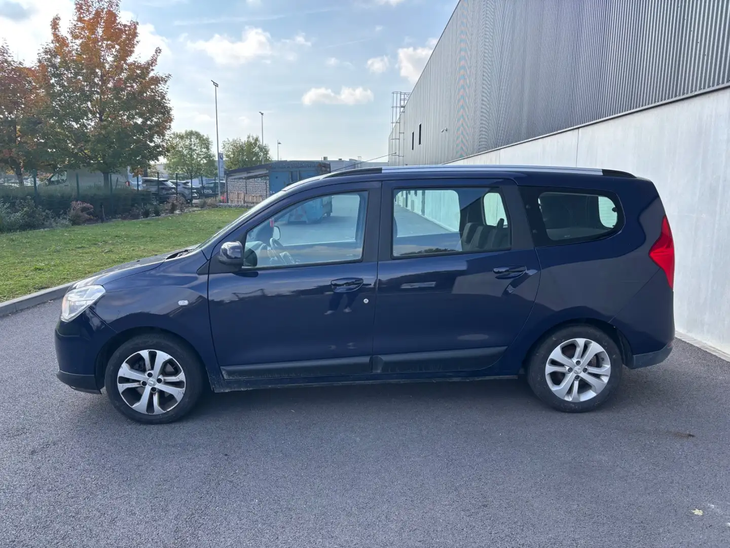 Dacia Lodgy Silver Line Bleu - 2