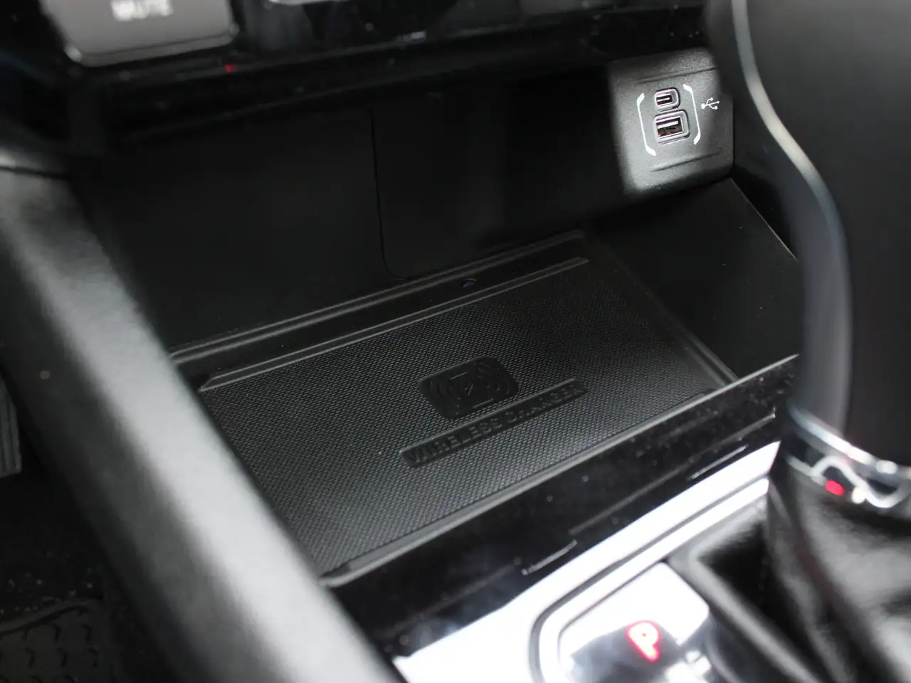 Jeep Compass photo Jeep Compass