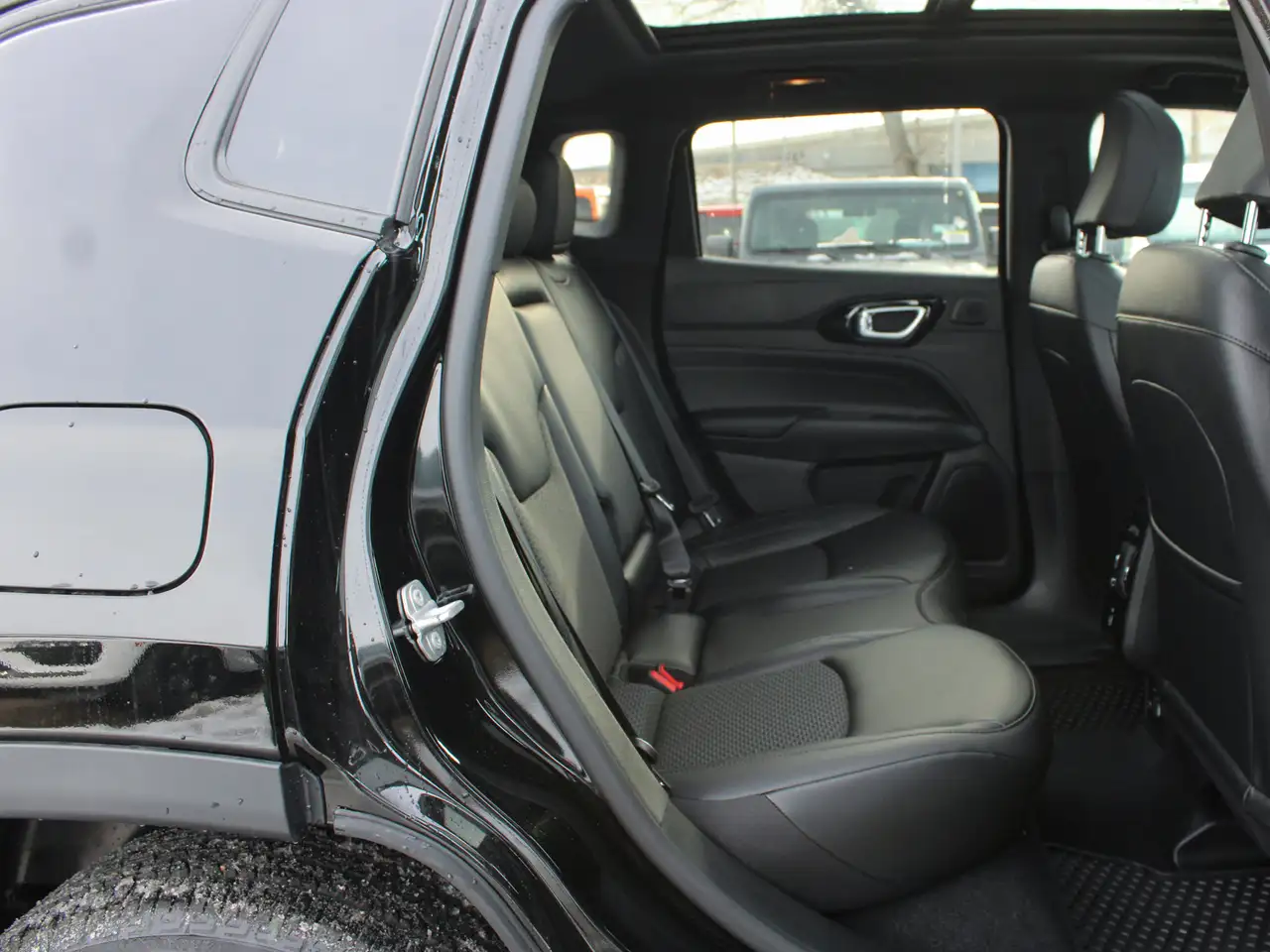 Jeep Compass photo Jeep Compass