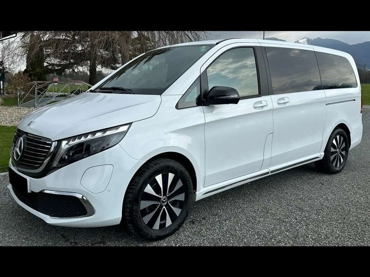Mercedes-Benz EQV 300