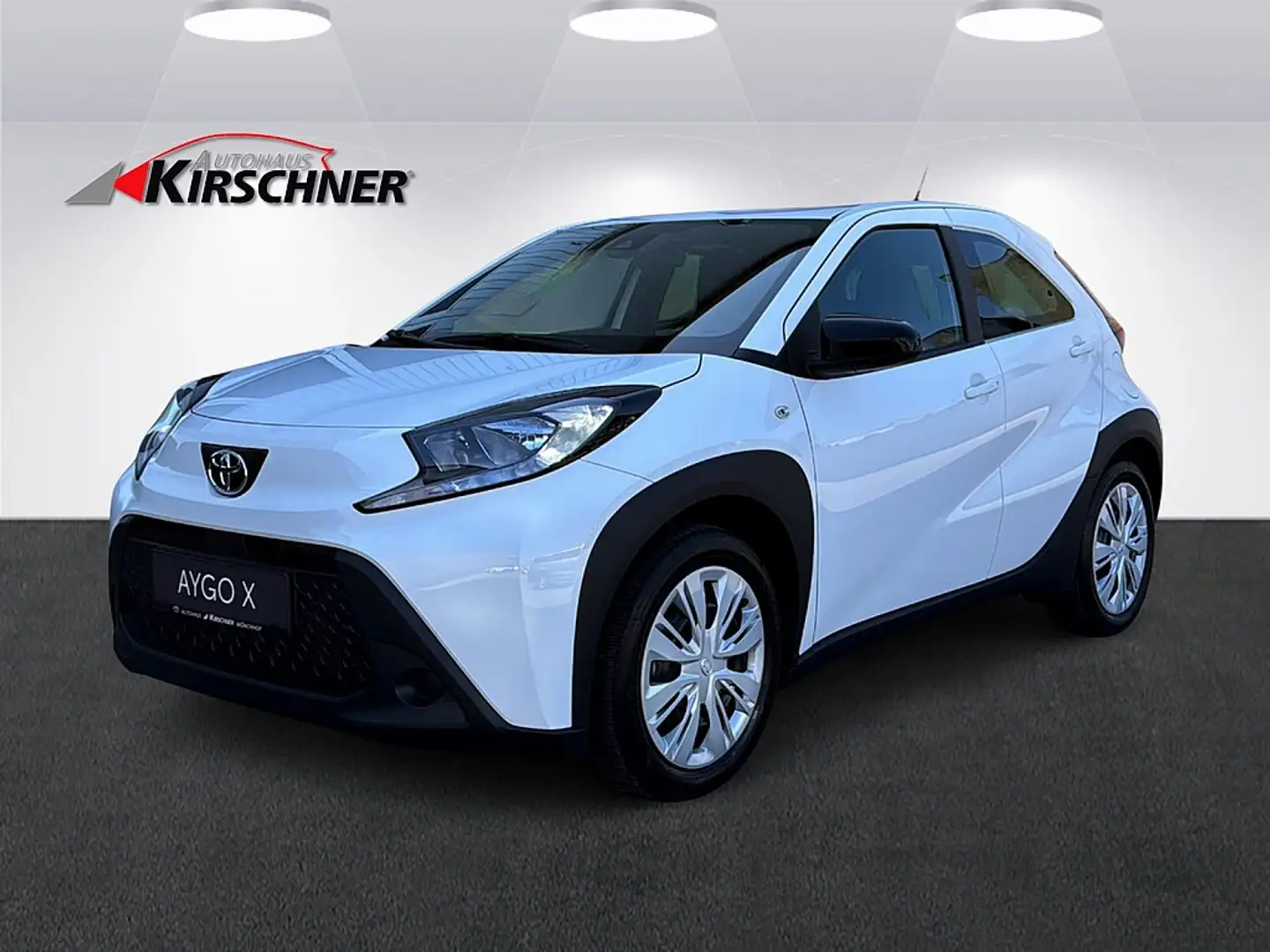 Toyota Aygo X 1,0 VVT-i Play Blanc - 1