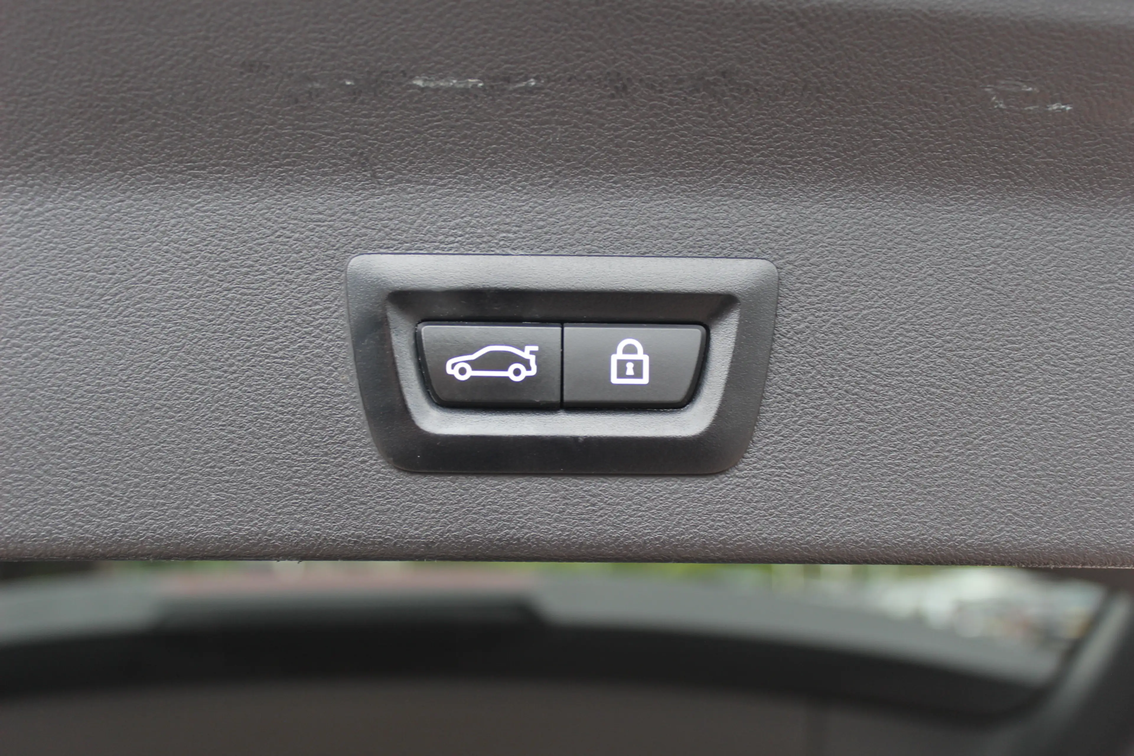 BMW iX3 High Executive 80 kWh / SoH 94,1% / Panoramadak / — photo 36