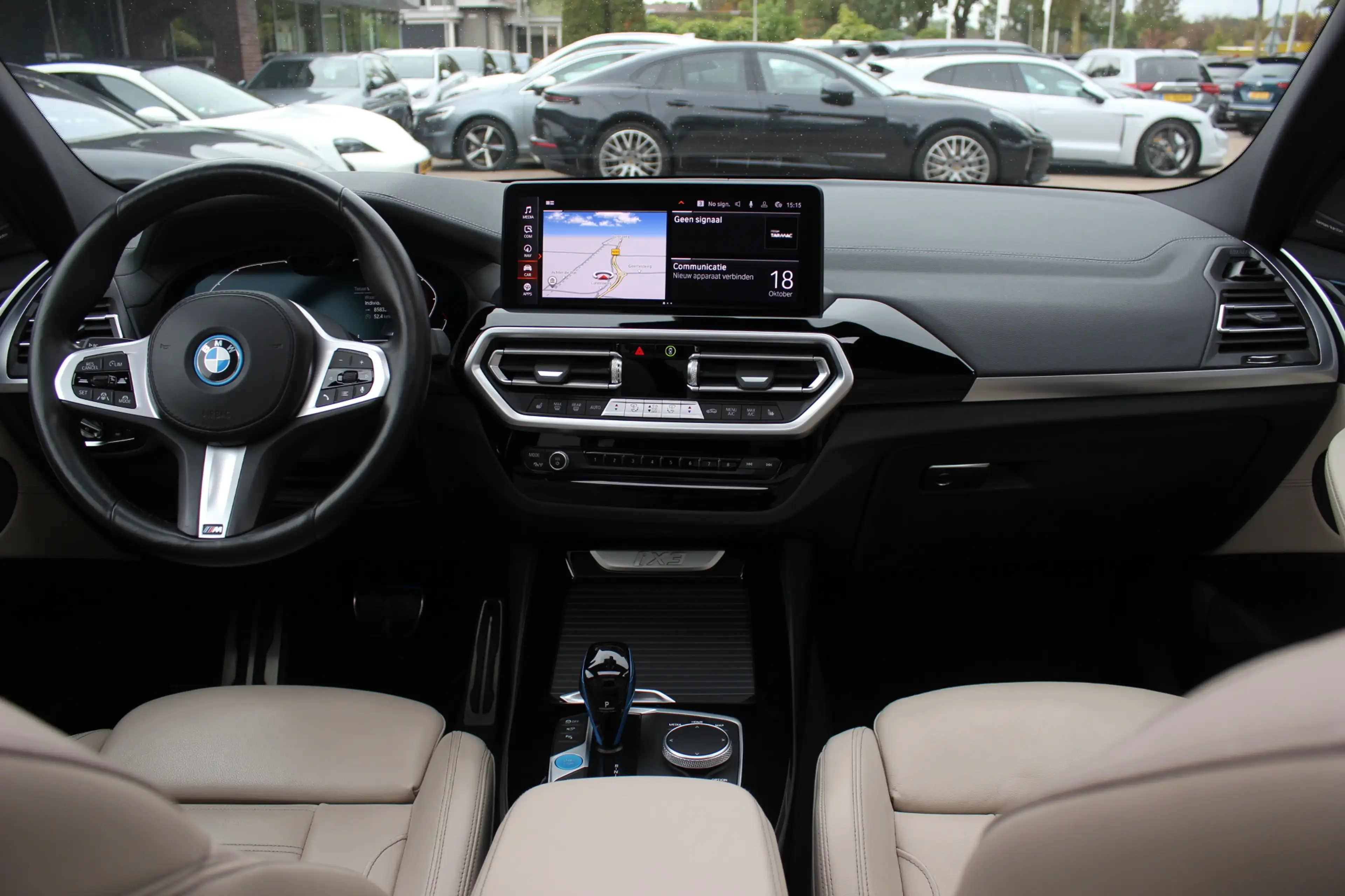 BMW iX3 High Executive 80 kWh / SoH 94,1% / Panoramadak / — photo 3