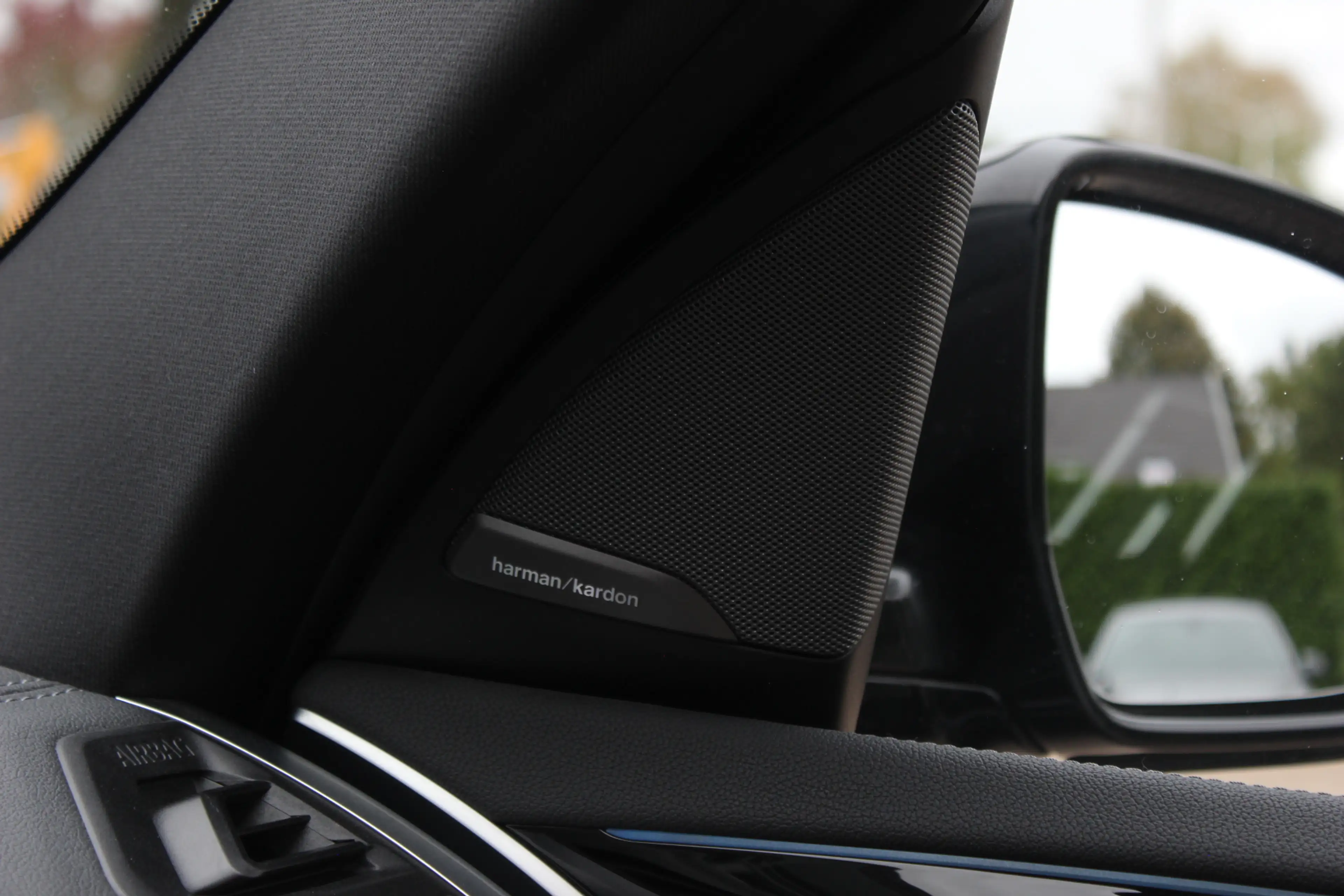 BMW iX3 High Executive 80 kWh / SoH 94,1% / Panoramadak / — photo 32