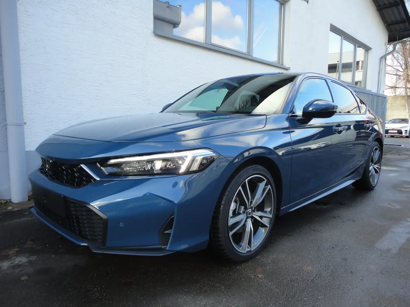 Honda Civic 2.0 i-MMD Hybrid Advance e-CVT Aut. "Facelift" Blau - 1