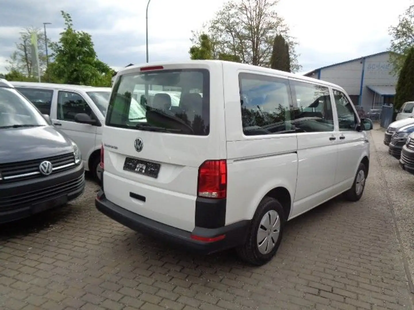 Volkswagen T6 Kombi T6.1  9-Sitzer-Stoff  mit DSG Getriebe Blanc - 2