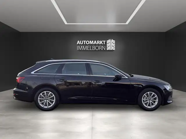 Audi A6 view 11