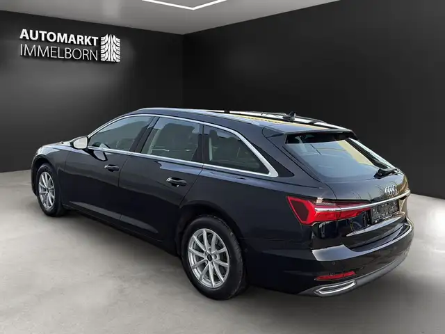 Audi A6 view 6