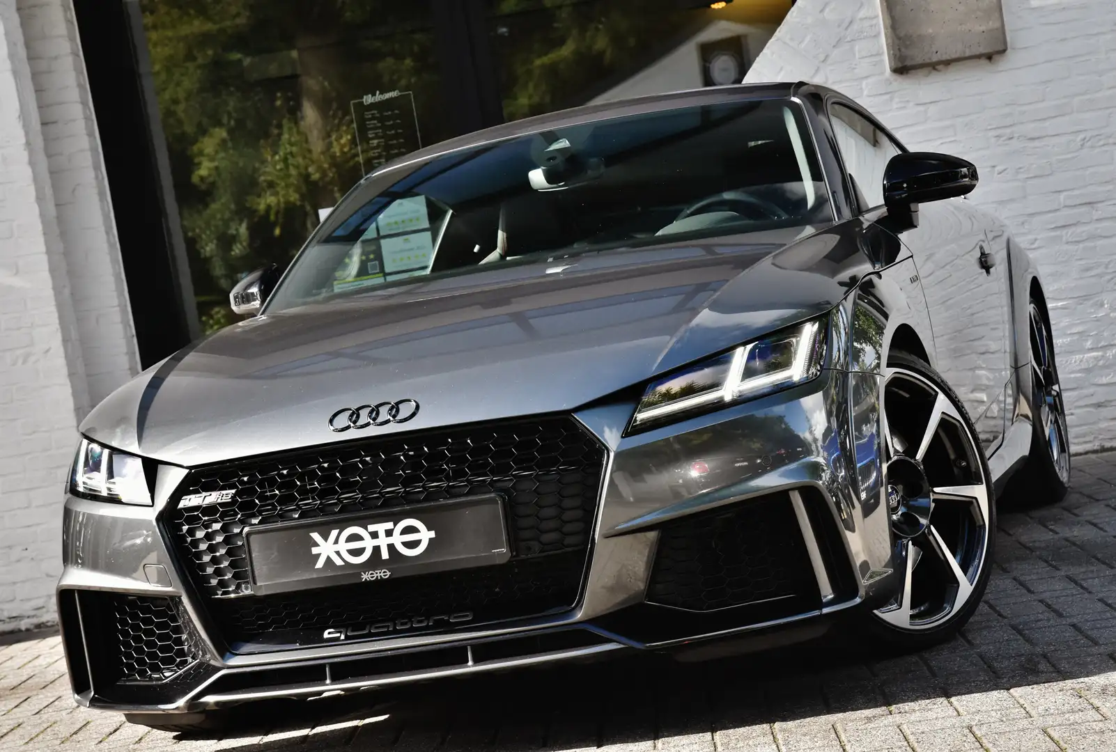 Audi TT RS COUPE 2.5TFSI QUATTRO S TRONIC 20 YEARS EDITION Grijs - 1