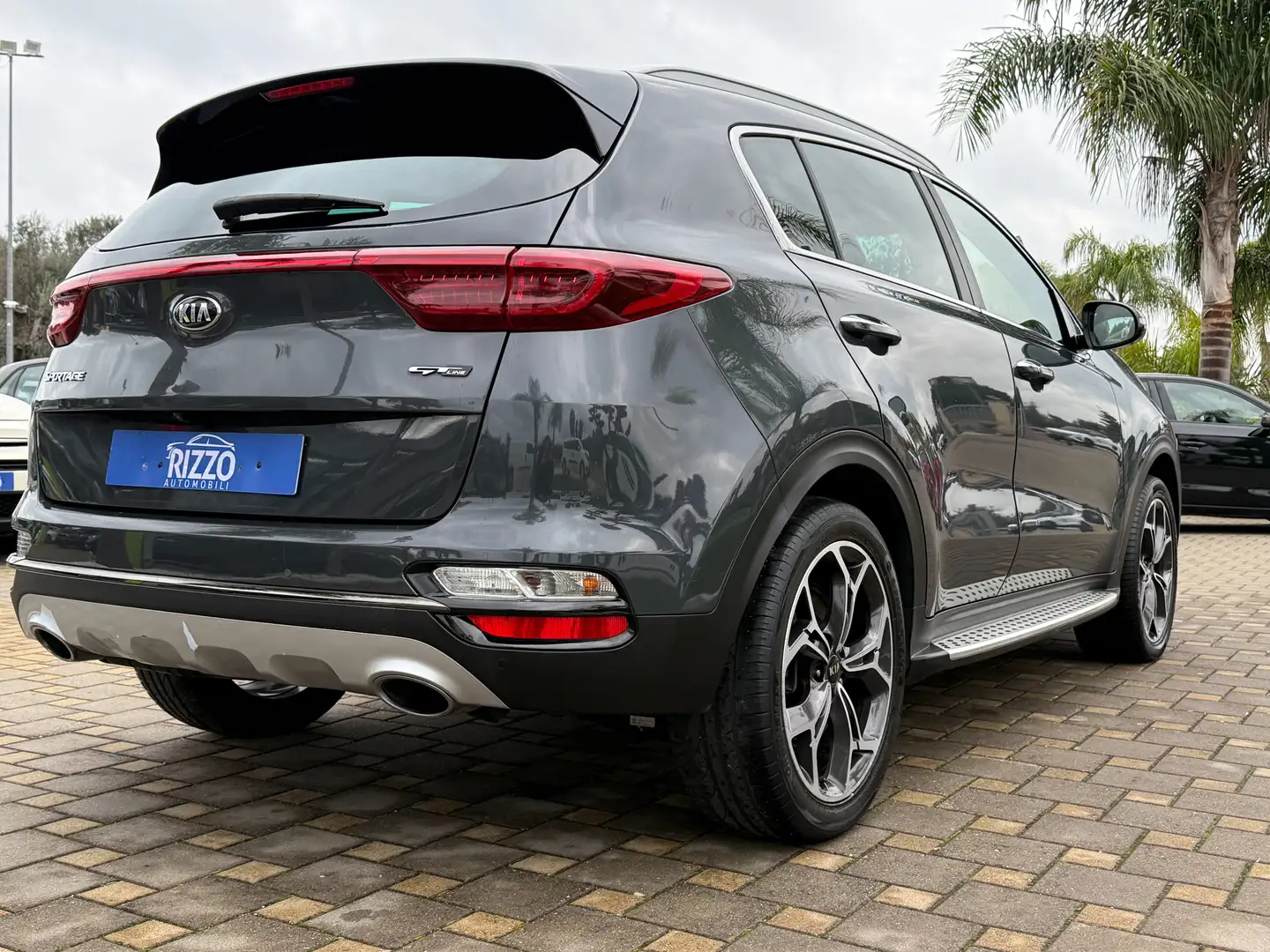 Kia Sportage 1.6CRDI 116CV GT LINE PELLE NAVI CAMERA 12/2018 Grigio - 2