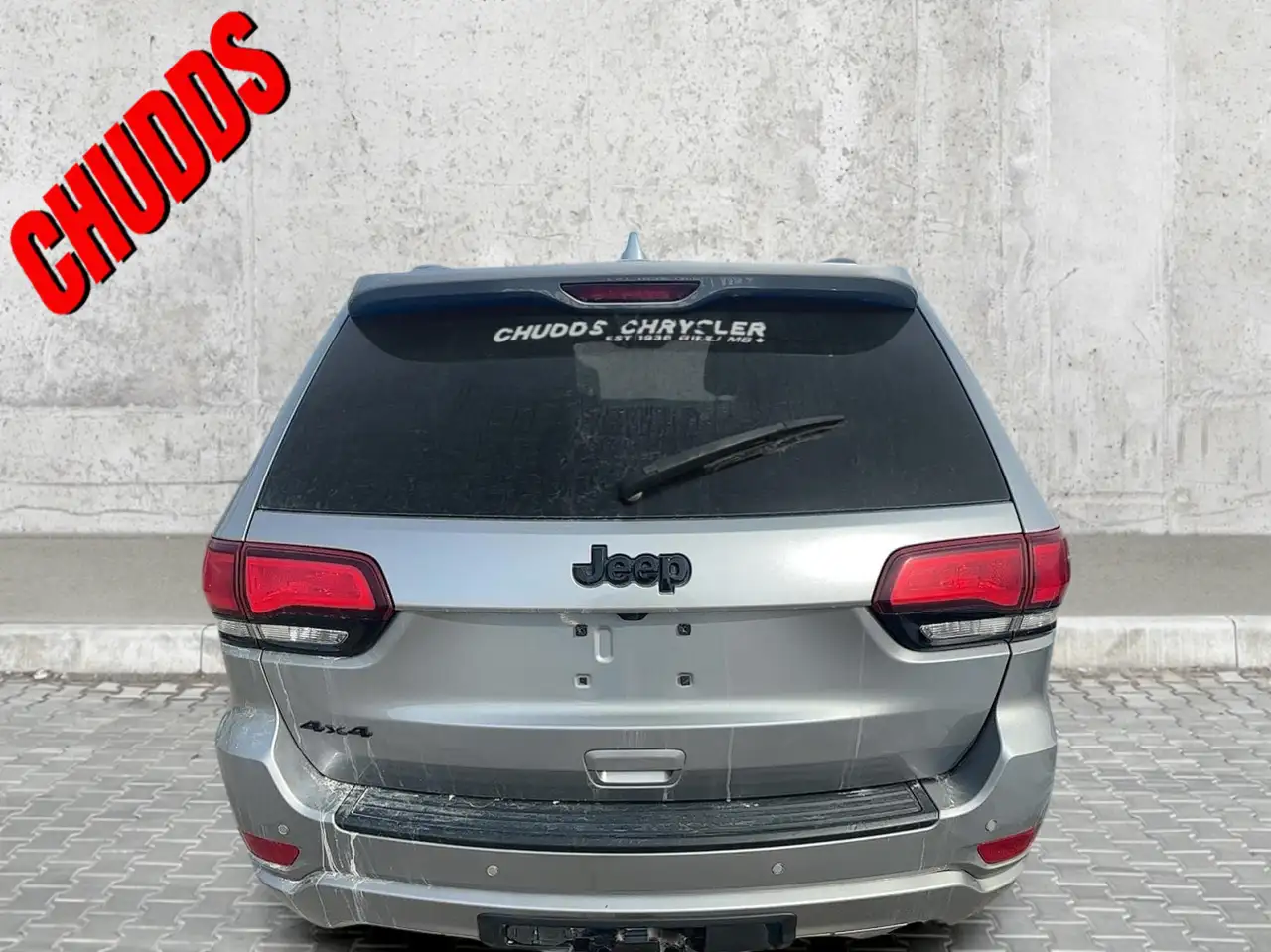 Jeep Grand Cherokee снимка Jeep Grand Cherokee