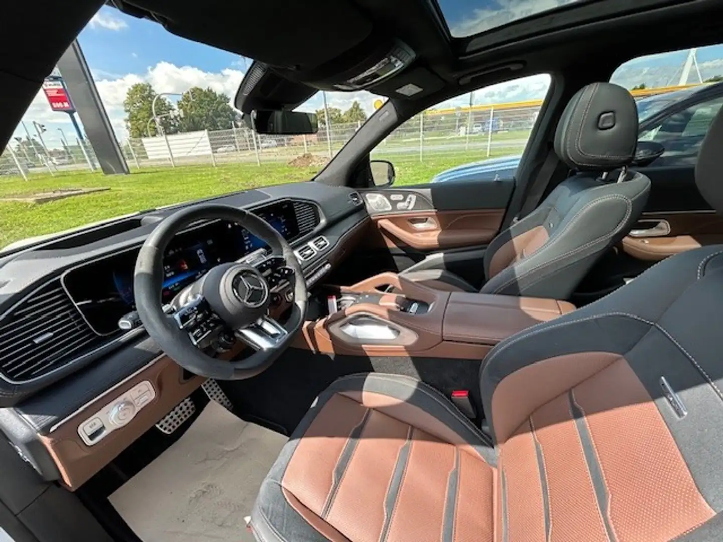 Mercedes-Benz GLE 53 AMG e/Hybrid Massage+AHK+Soundsystem Weiß - 2