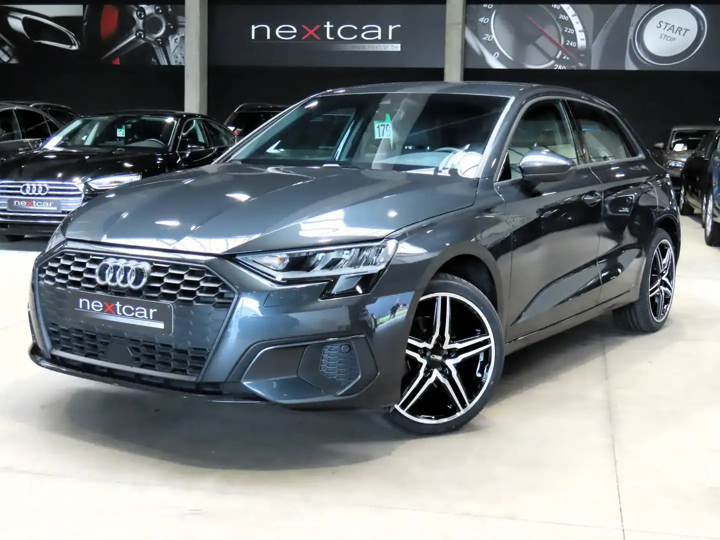 Audi A3 30TDi SportBack Adv. New *CARPLAY-CUIR-NAVI-LED* Gris - 1