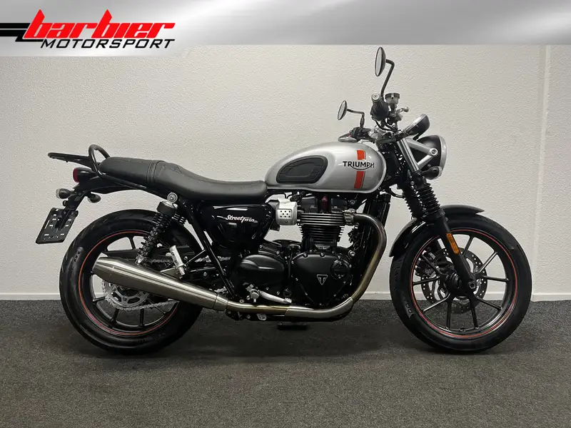 Triumph Street Twin
