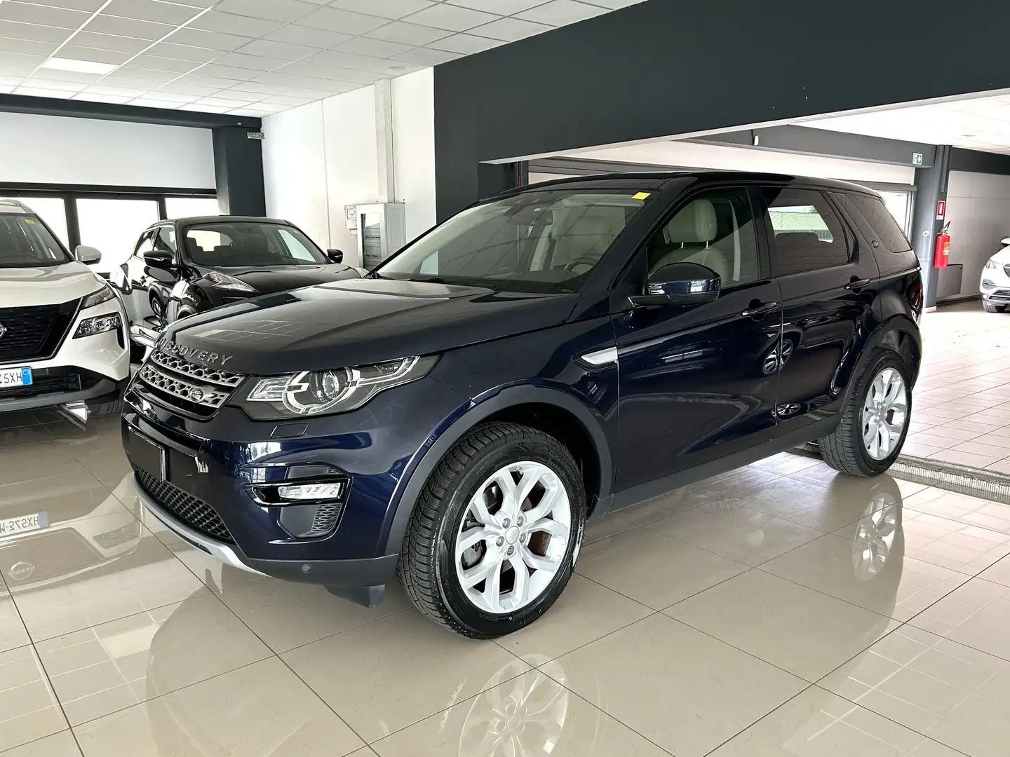 Land Rover Discovery Sport Discovery Sport 2.0 TD4 180 CV HSE Blau - 1
