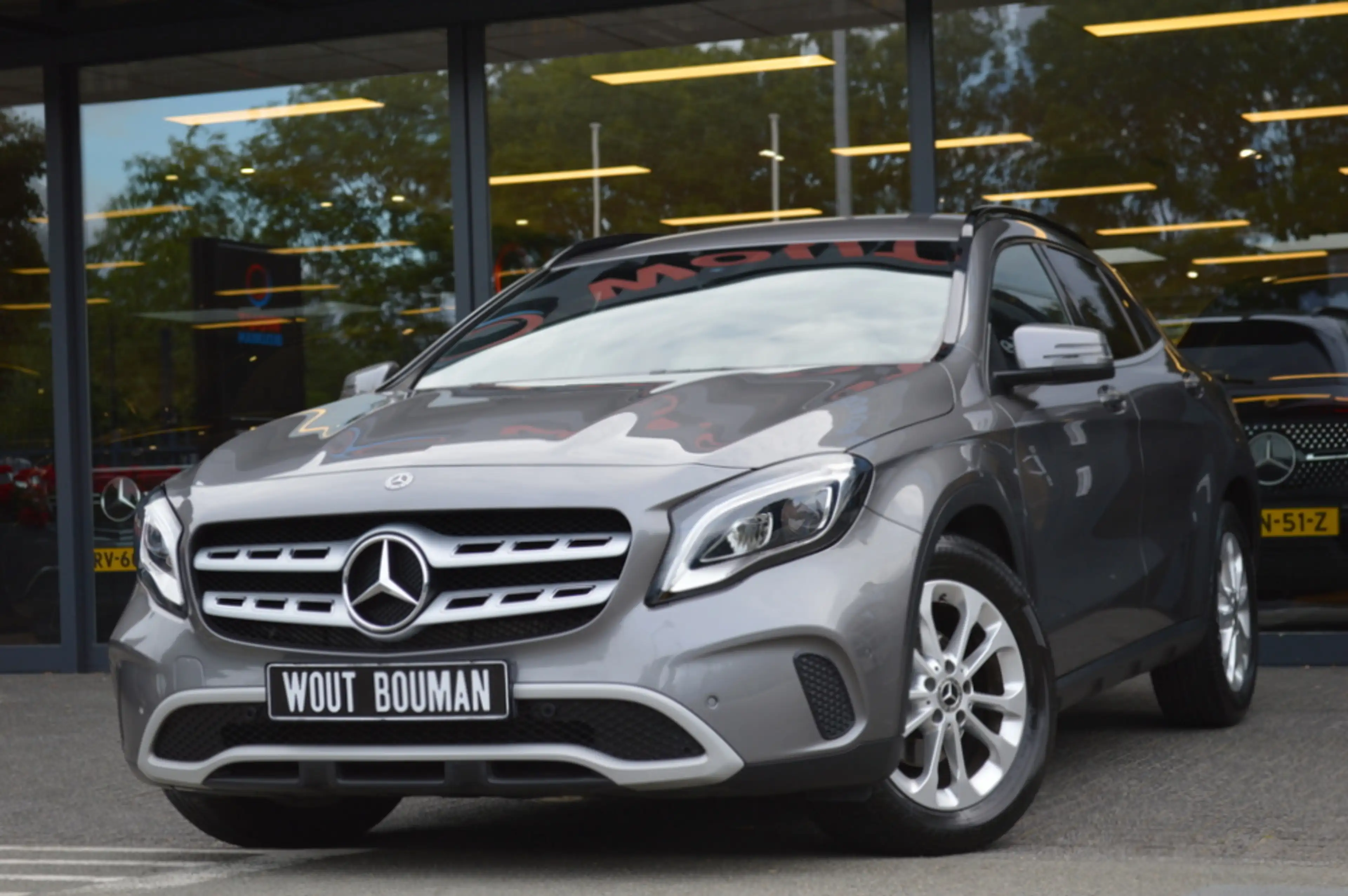 Mercedes-Benz GLA 180 Led Navi Camera Pdc