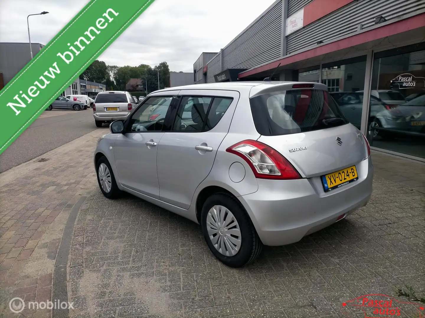 Suzuki Swift 1.2 Style EASSS airco nw apk Gris - 2