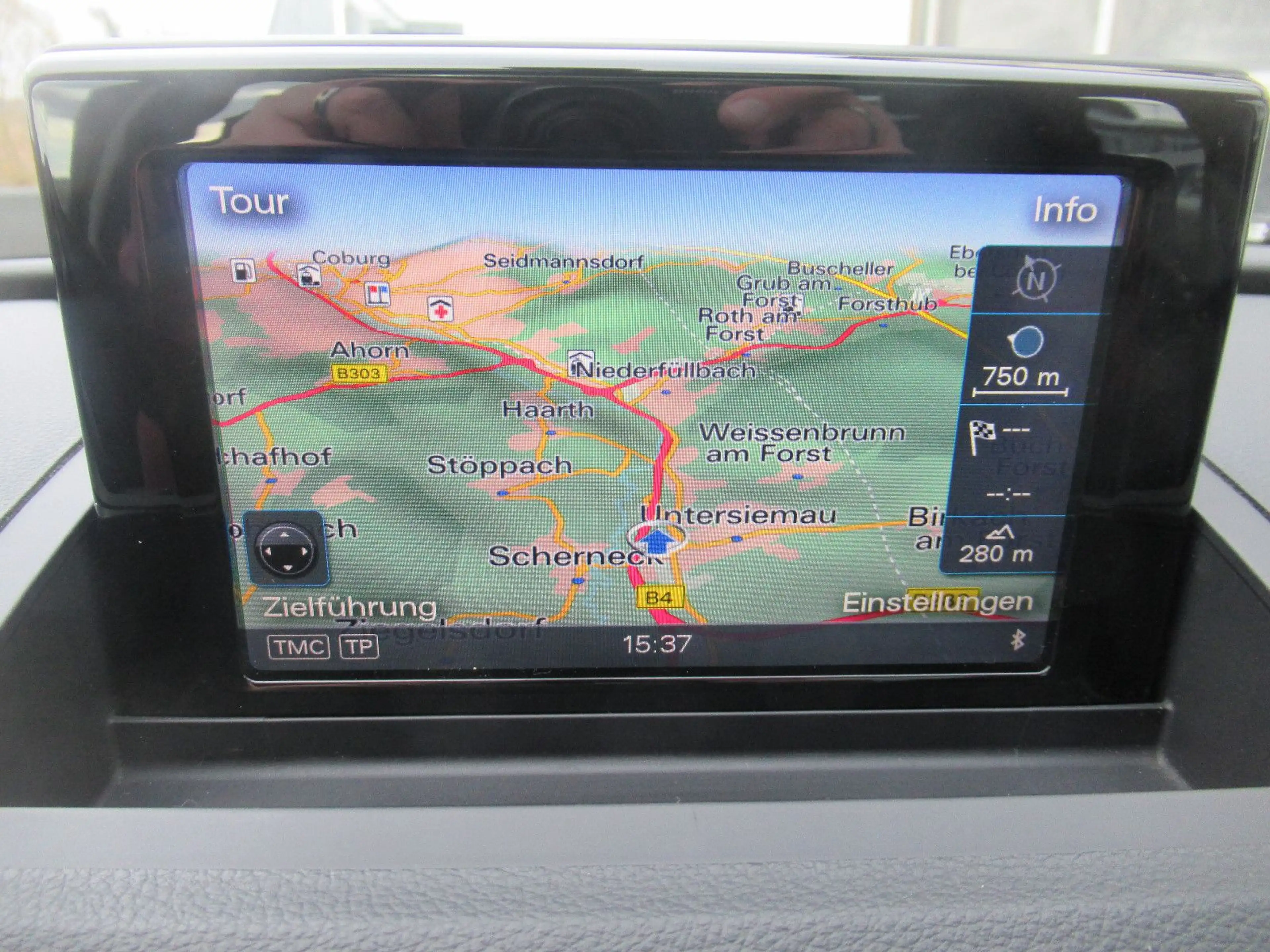 Audi Q3 quattro PANORAMA XEN LEDER AHK NAVI S-TRONIC — photo 12