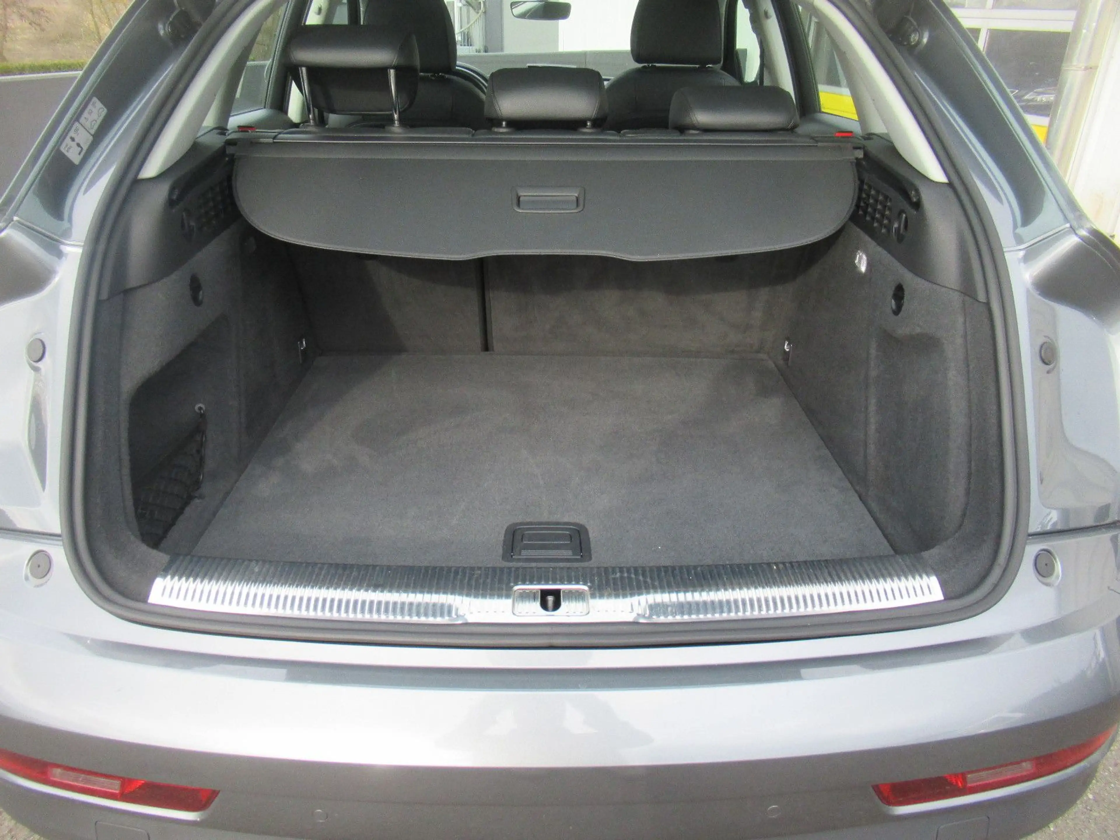 Audi Q3 quattro PANORAMA XEN LEDER AHK NAVI S-TRONIC — photo 25
