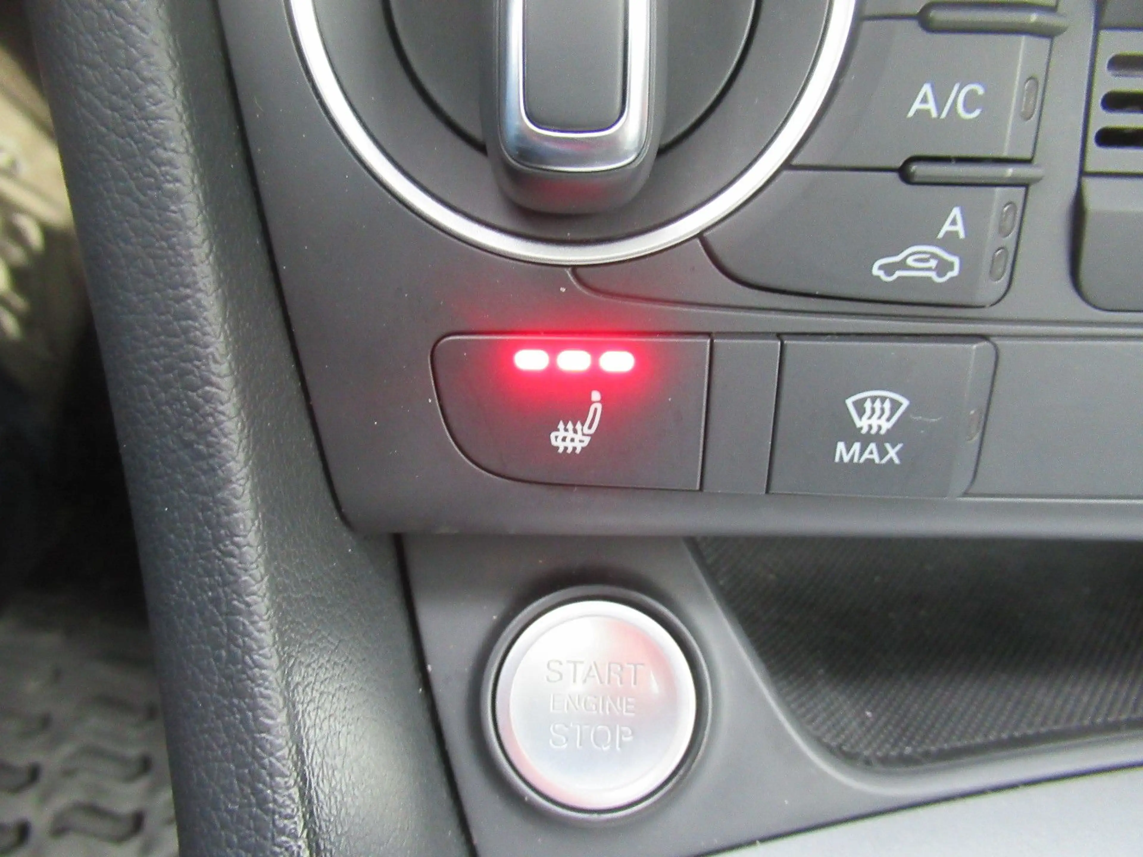Audi Q3 quattro PANORAMA XEN LEDER AHK NAVI S-TRONIC — photo 18
