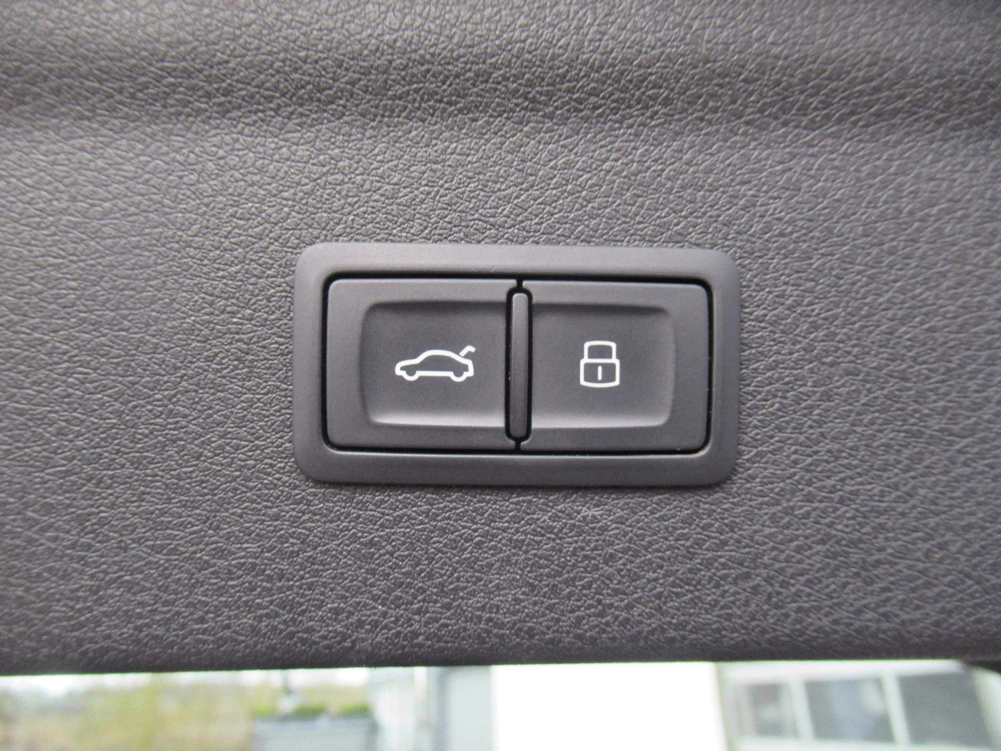Audi Q3 quattro PANORAMA XEN LEDER AHK NAVI S-TRONIC — photo 22