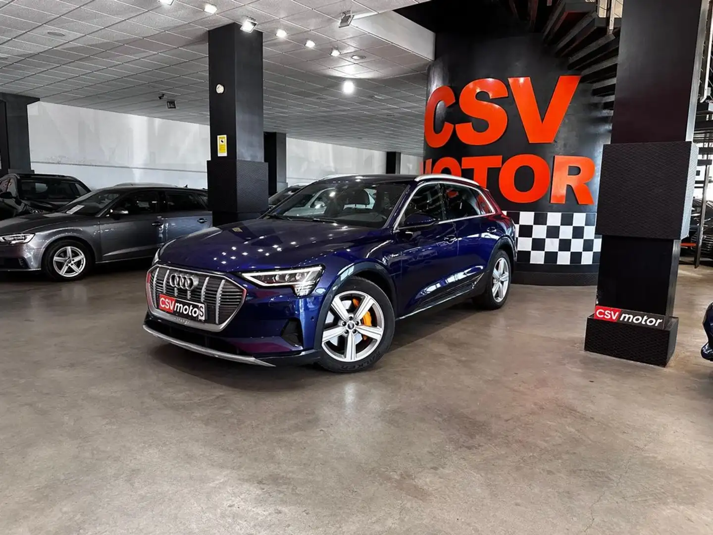 Audi e-tron Advanced 55 quattro Bleu - 2
