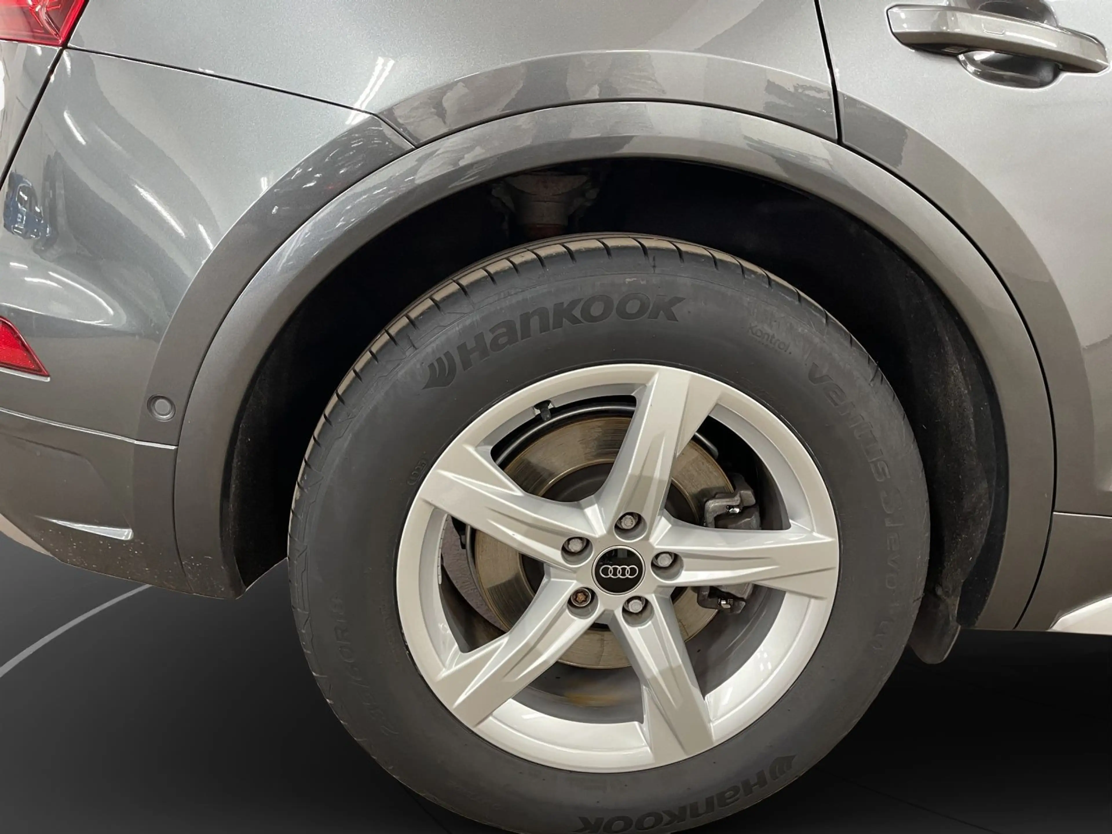 Audi Q5 40 TDI qu. S line Matrix LM 18" Navi 360° ACC — photo 14