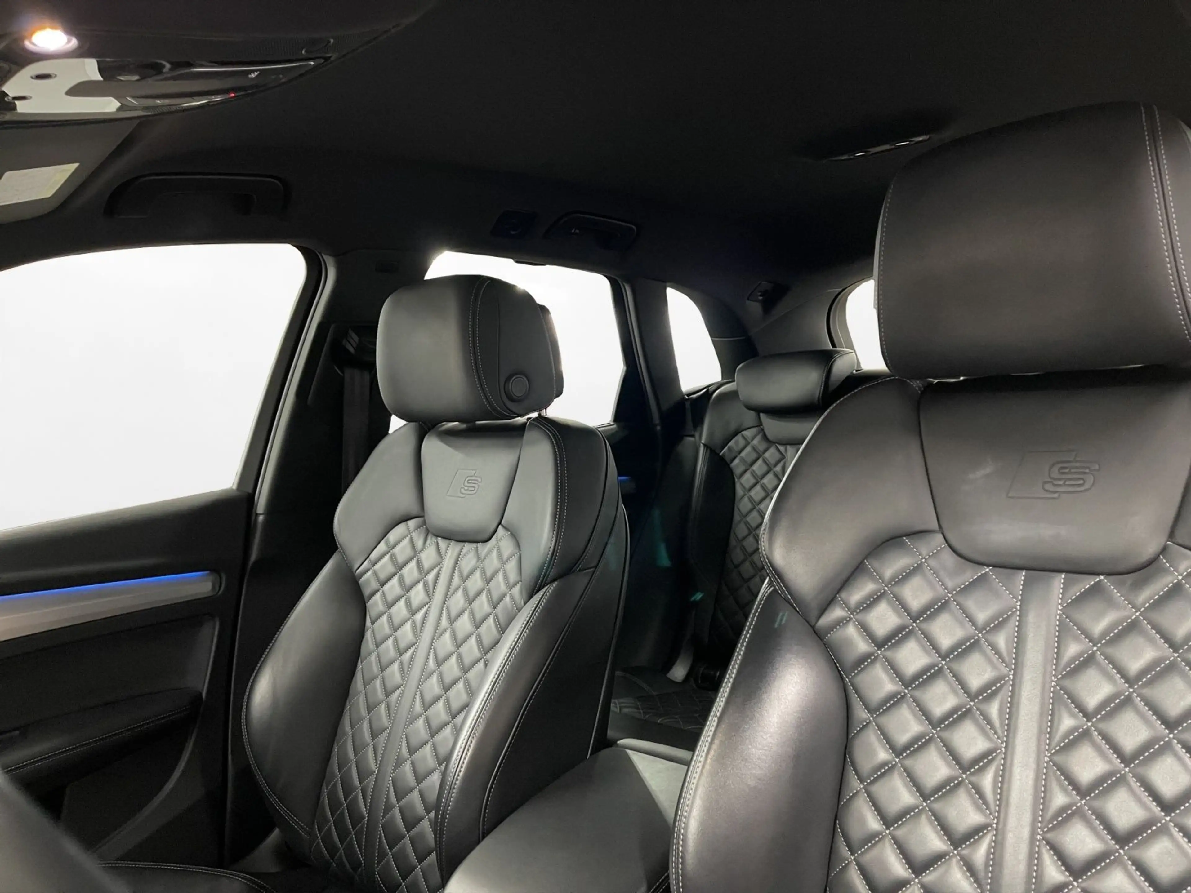 Audi Q5 40 TDI qu. S line Matrix LM 18" Navi 360° ACC — photo 9