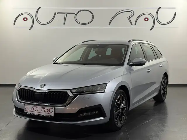Skoda Octavia Combi 2.0 TDI Ambition DSG *AHK*LED*ACC*NAVI*