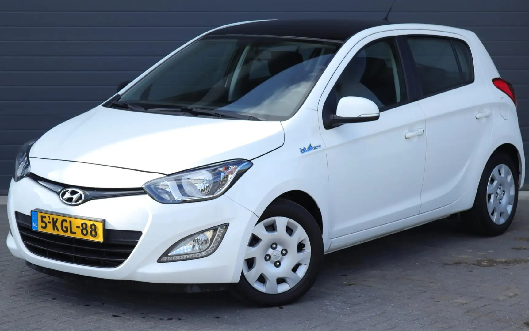 Hyundai i20 1.2i Go! Wit - 2