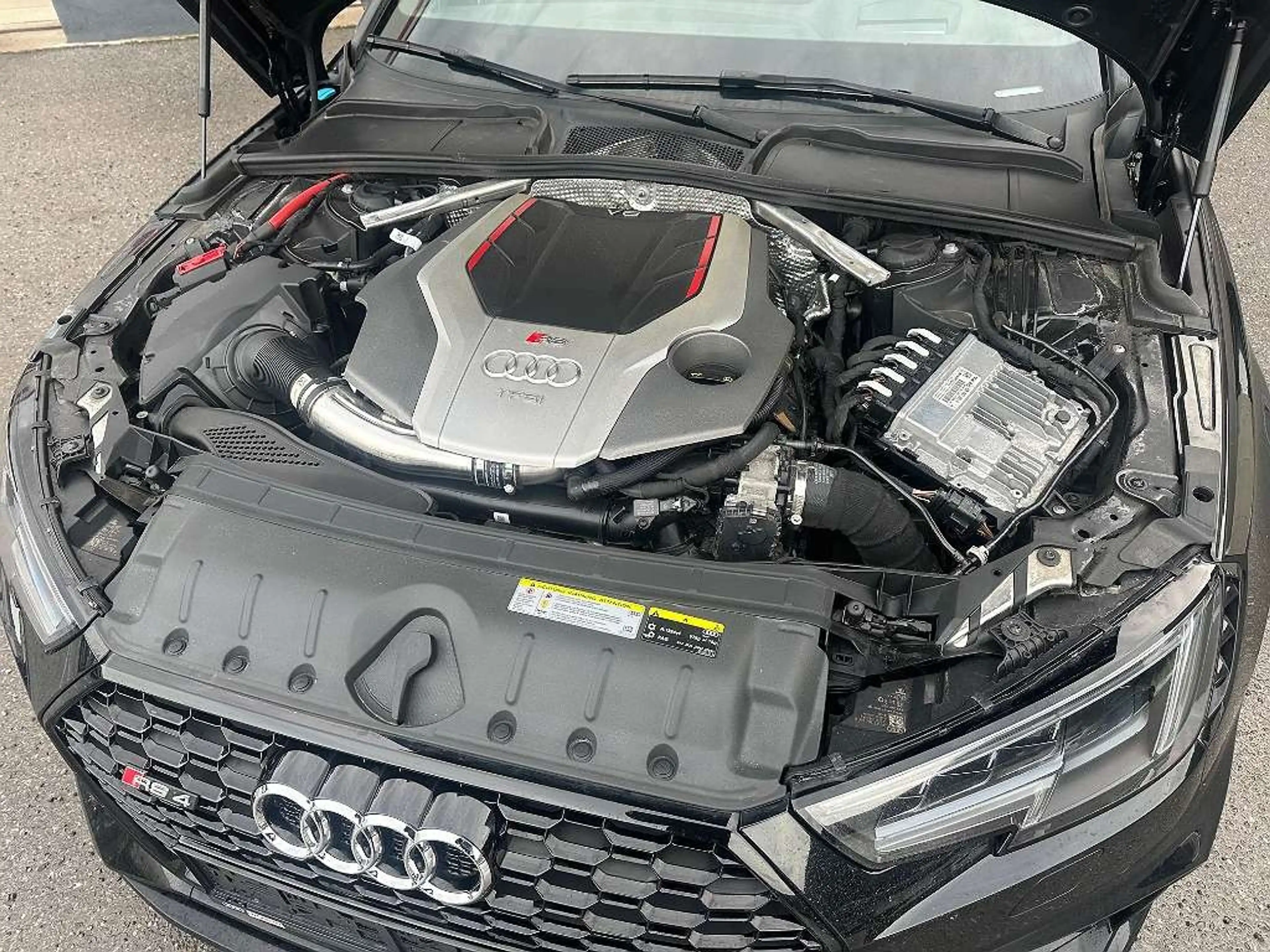 Audi RS4 RS4 4,2 V8 quattro — photo 5
