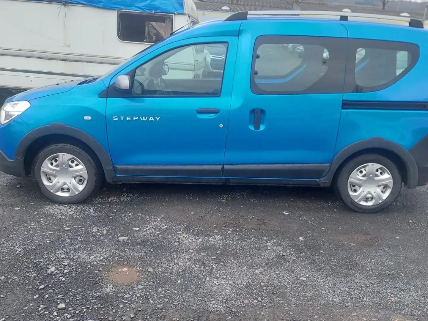 Dacia Dokker Stepway Kék - 2