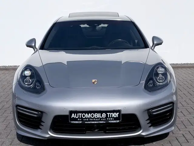 Porsche Panamera view 2