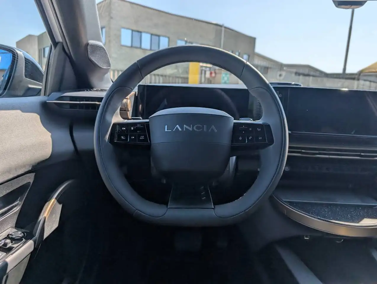 Lancia Ypsilon 2025 — фото 11