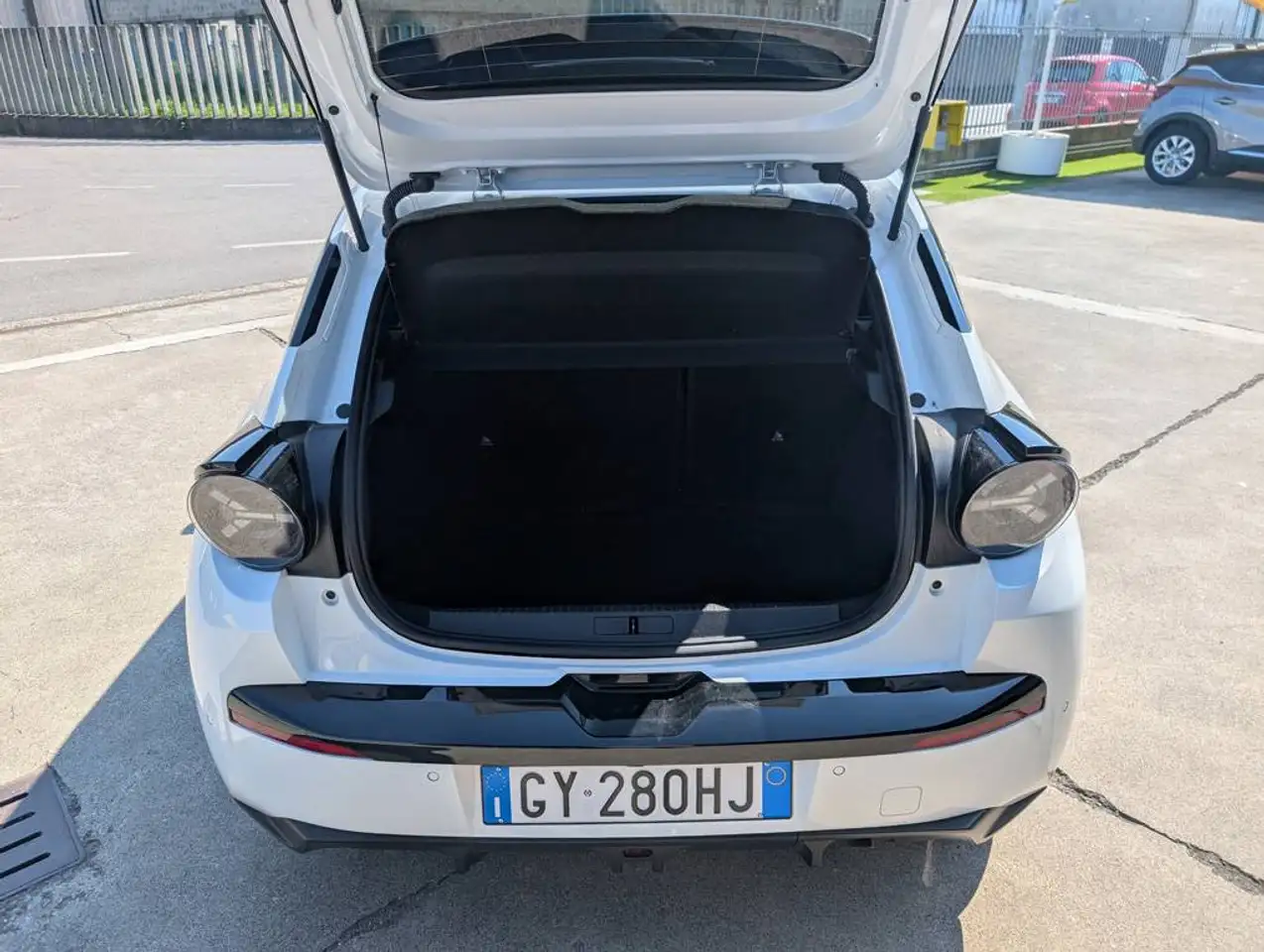 Lancia Ypsilon 2025 — фото 7