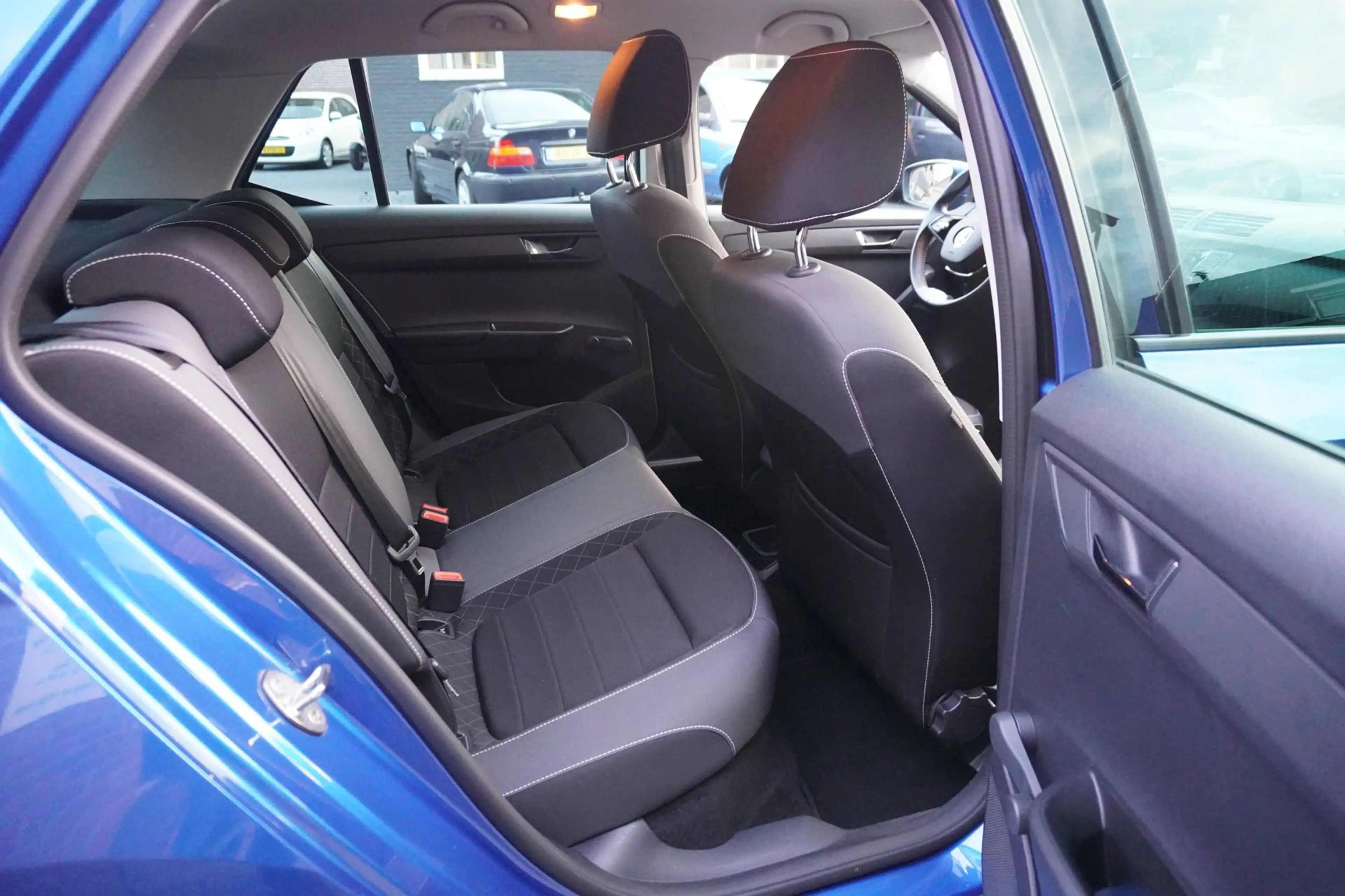Skoda Fabia 1.0 TSI Ambition — photo 10