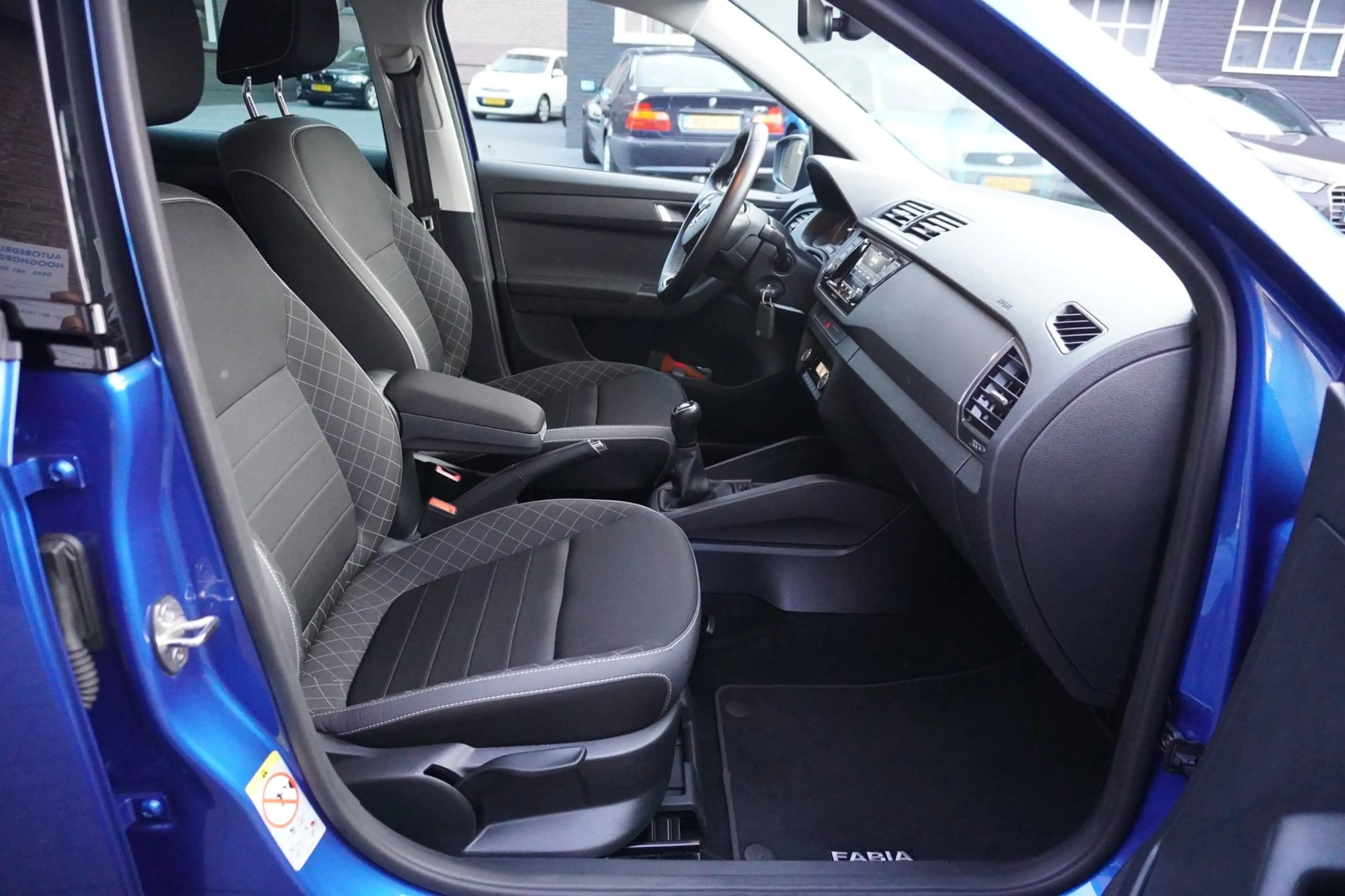 Skoda Fabia 1.0 TSI Ambition — photo 11