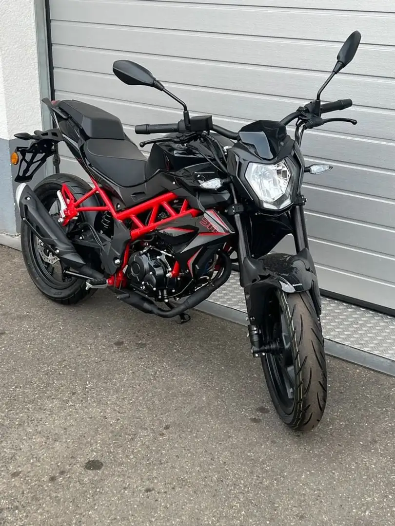 Benelli BN 125 Чорний - 1