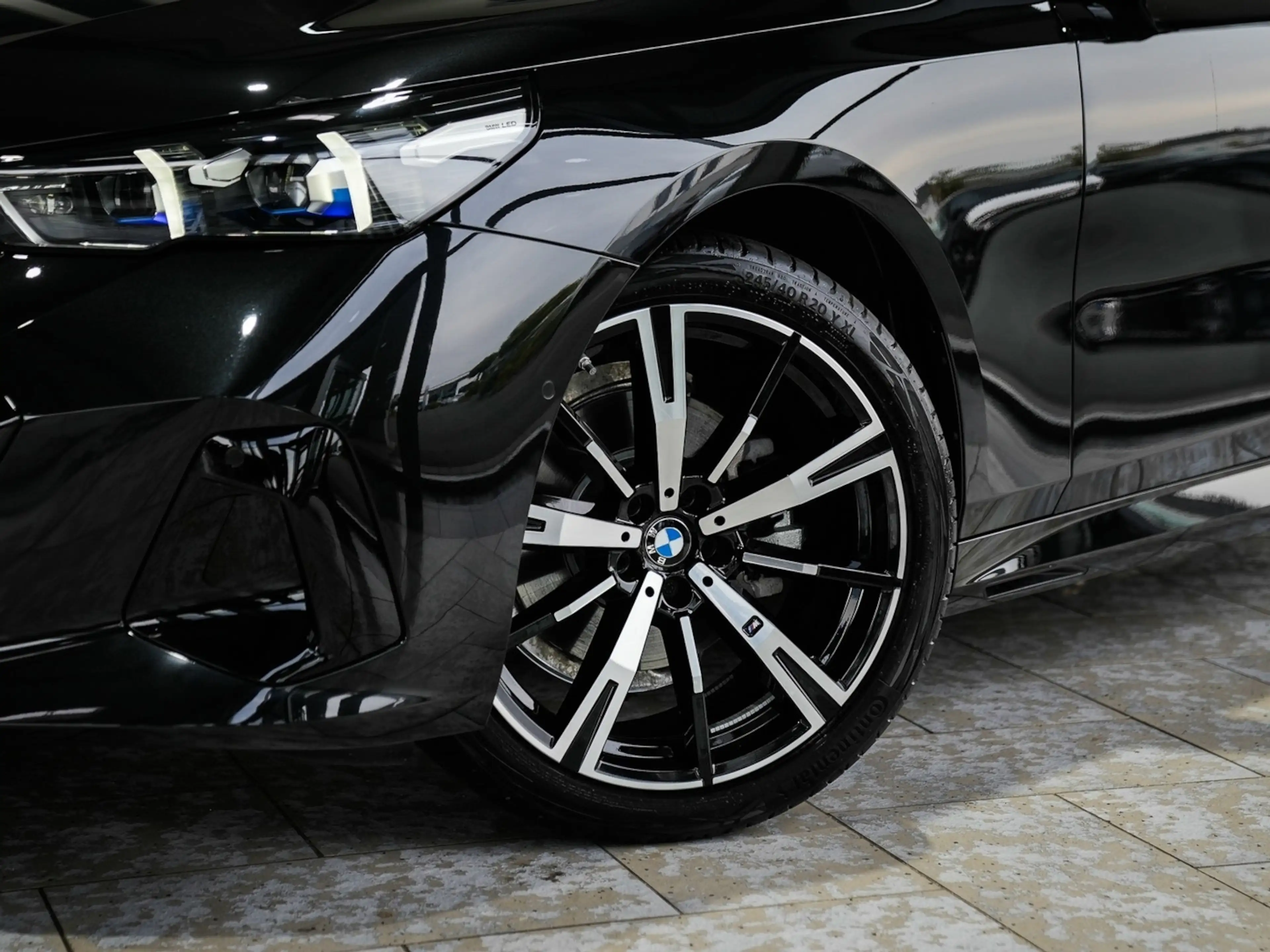 BMW 520 520d xDrive M Sport AHK 20LM Harman Kamera — photo 5