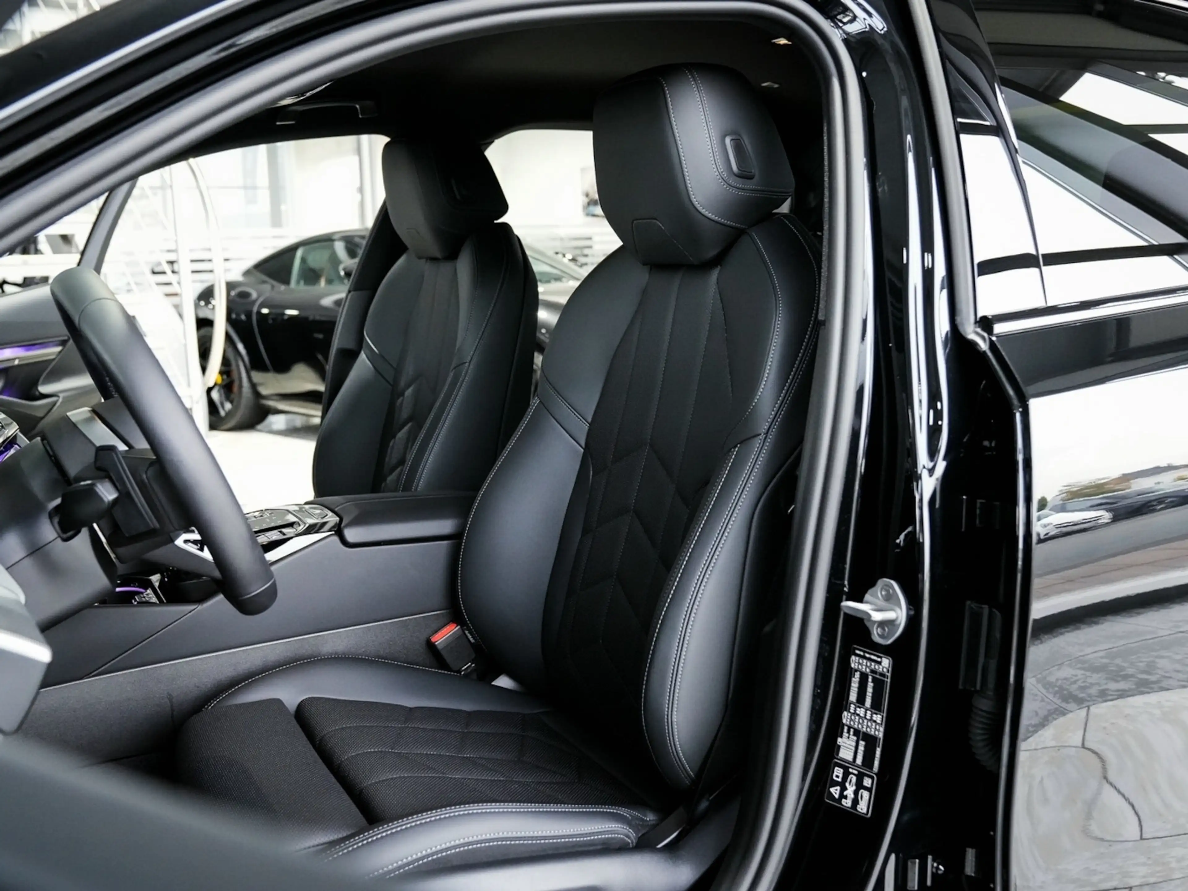 BMW 520 520d xDrive M Sport AHK 20LM Harman Kamera — photo 4