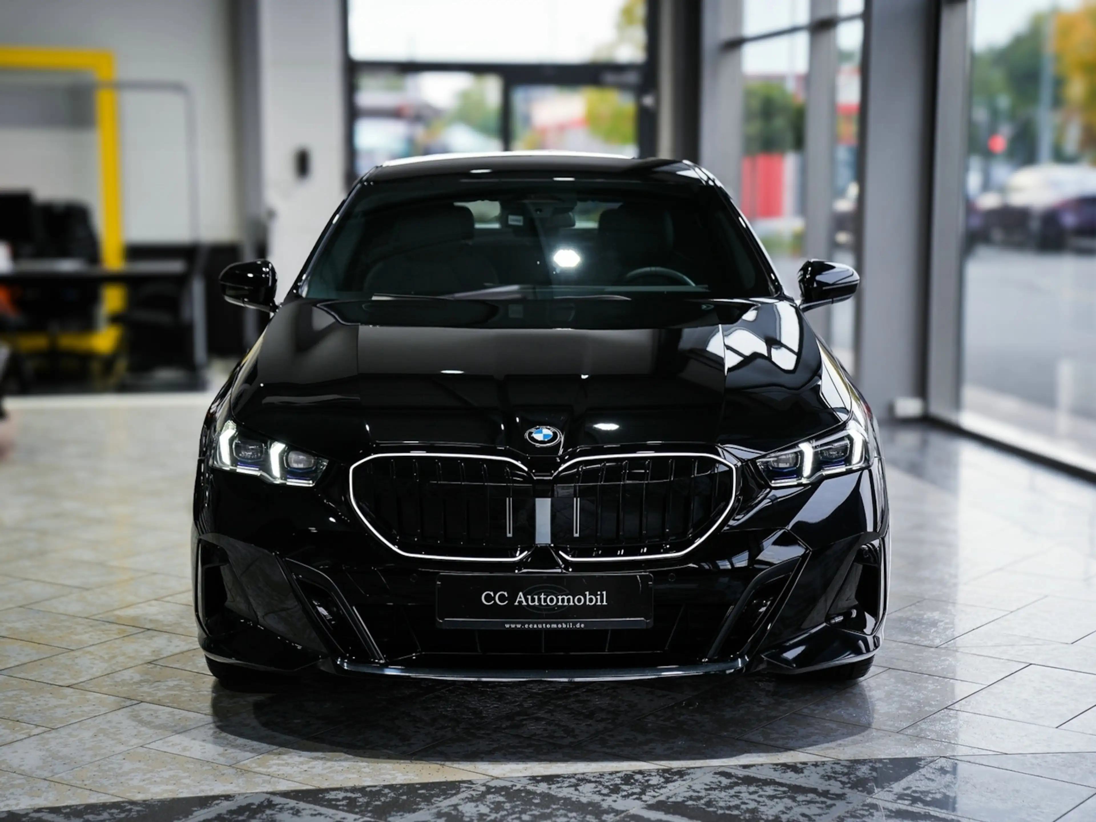 BMW 520 520d xDrive M Sport AHK 20LM Harman Kamera — photo 7