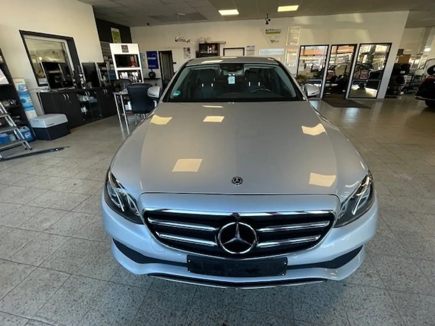 Mercedes-Benz E 200 E 200 (213.080) Gris - 2
