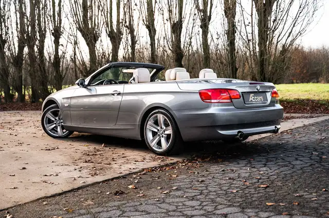 BMW 335 i CABRIOLET / M SPORT / DYNAMIC PACK / PDC / ACC
