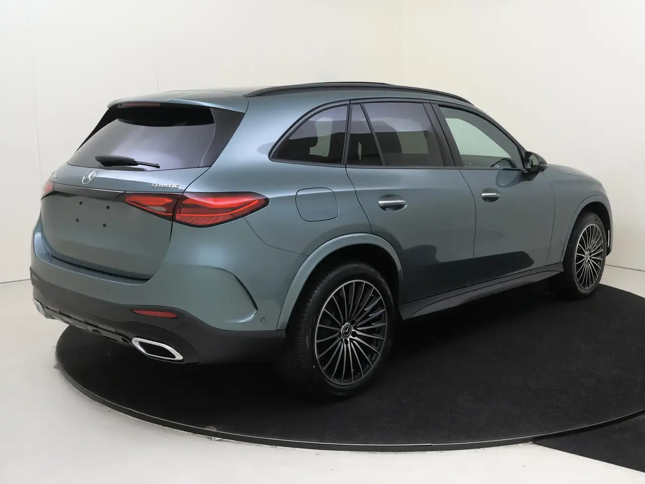 Mercedes-Benz GLC 2026