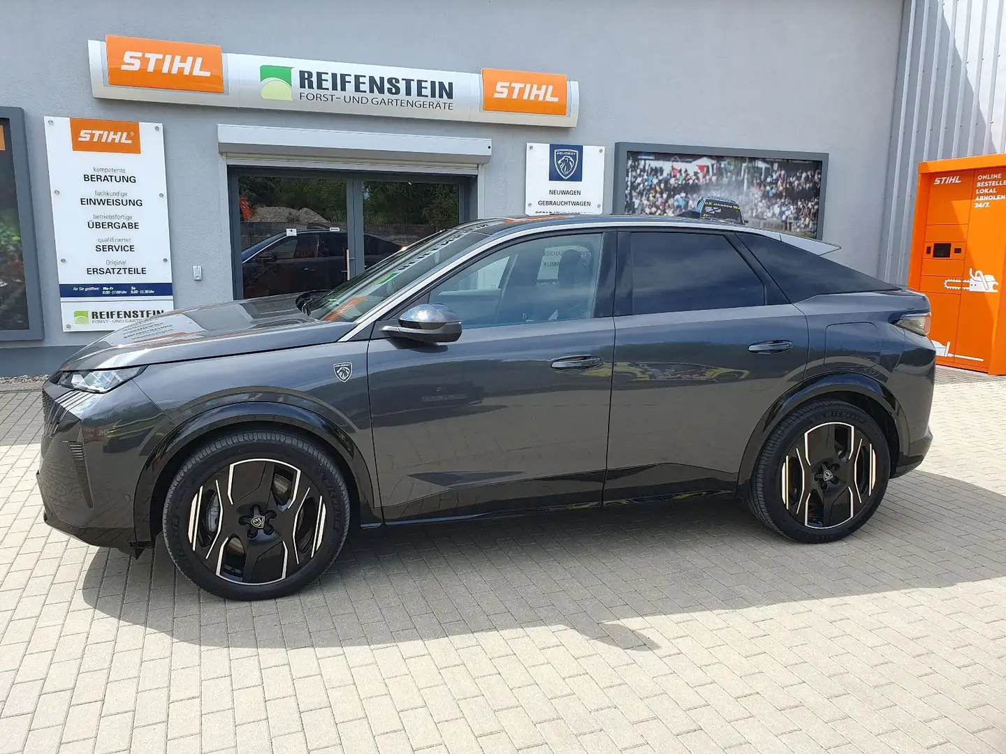 Peugeot 3008 Elektro 210 GT 360°K SCHIEBEDACH SHZ ALARM Grau - 2