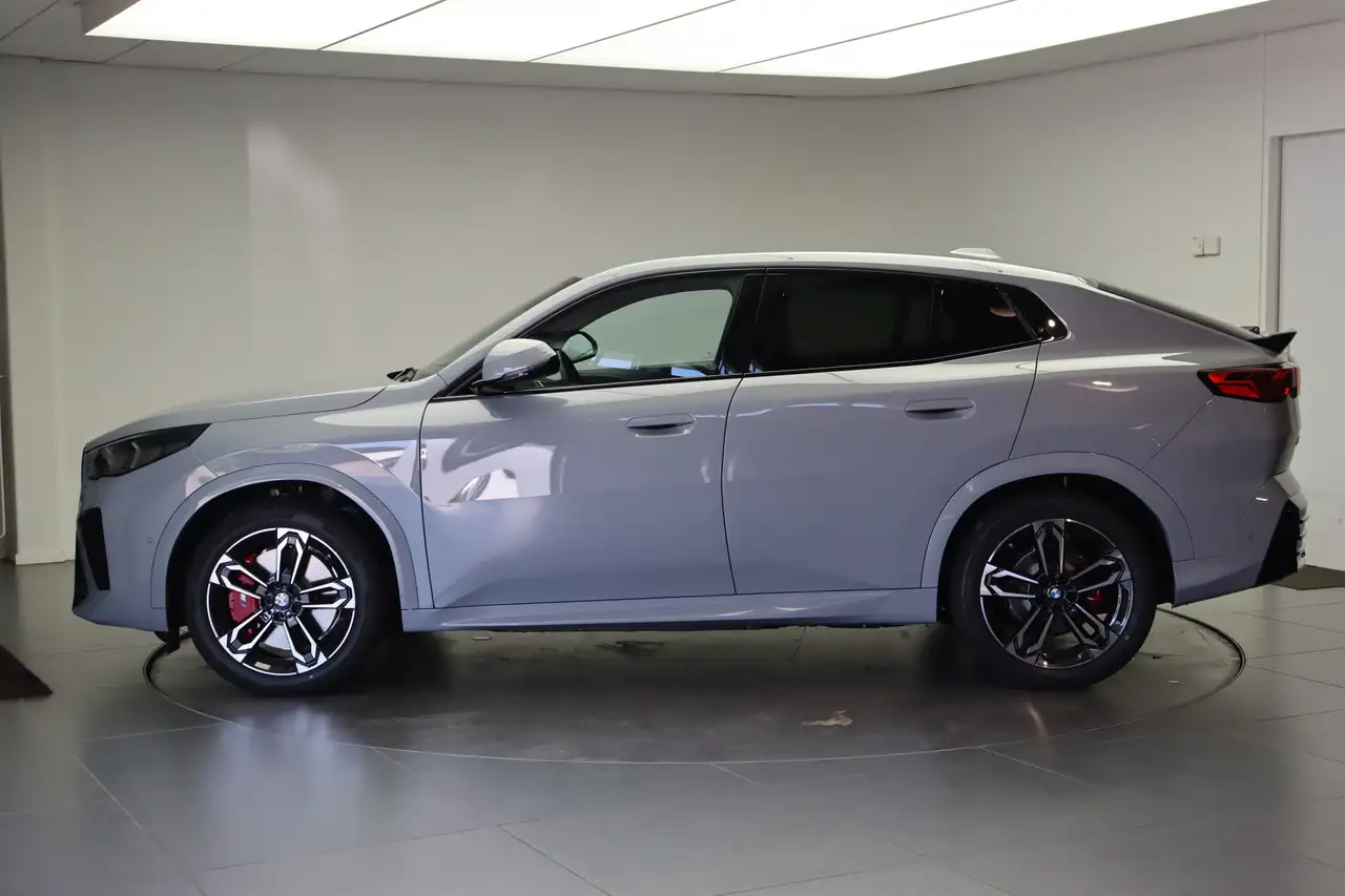 BMW iX2 2026